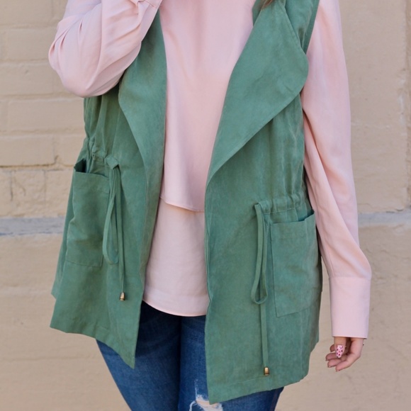 Army Green Drape Front Hooded Vest - Picture 6 of 7